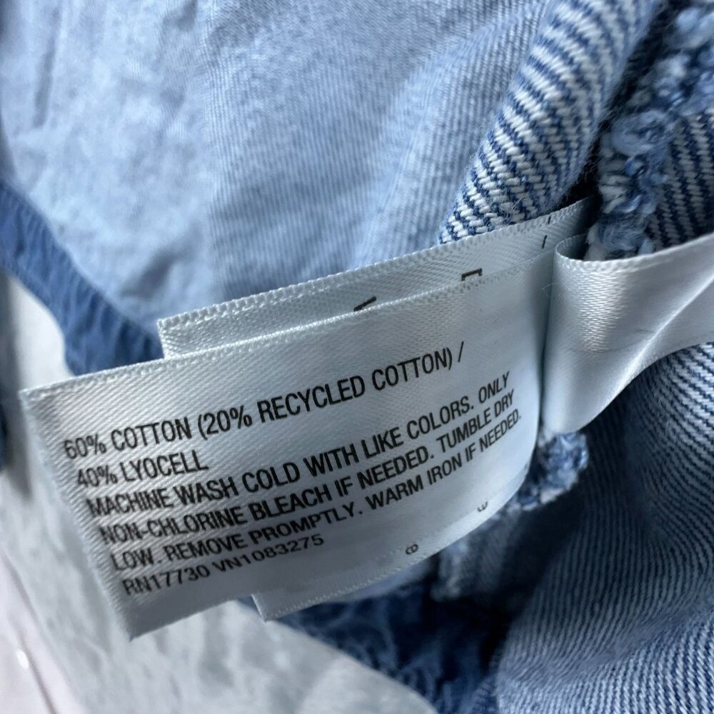 Universal Thread Cropped Denim Jacket Full Zip Up… - image 4